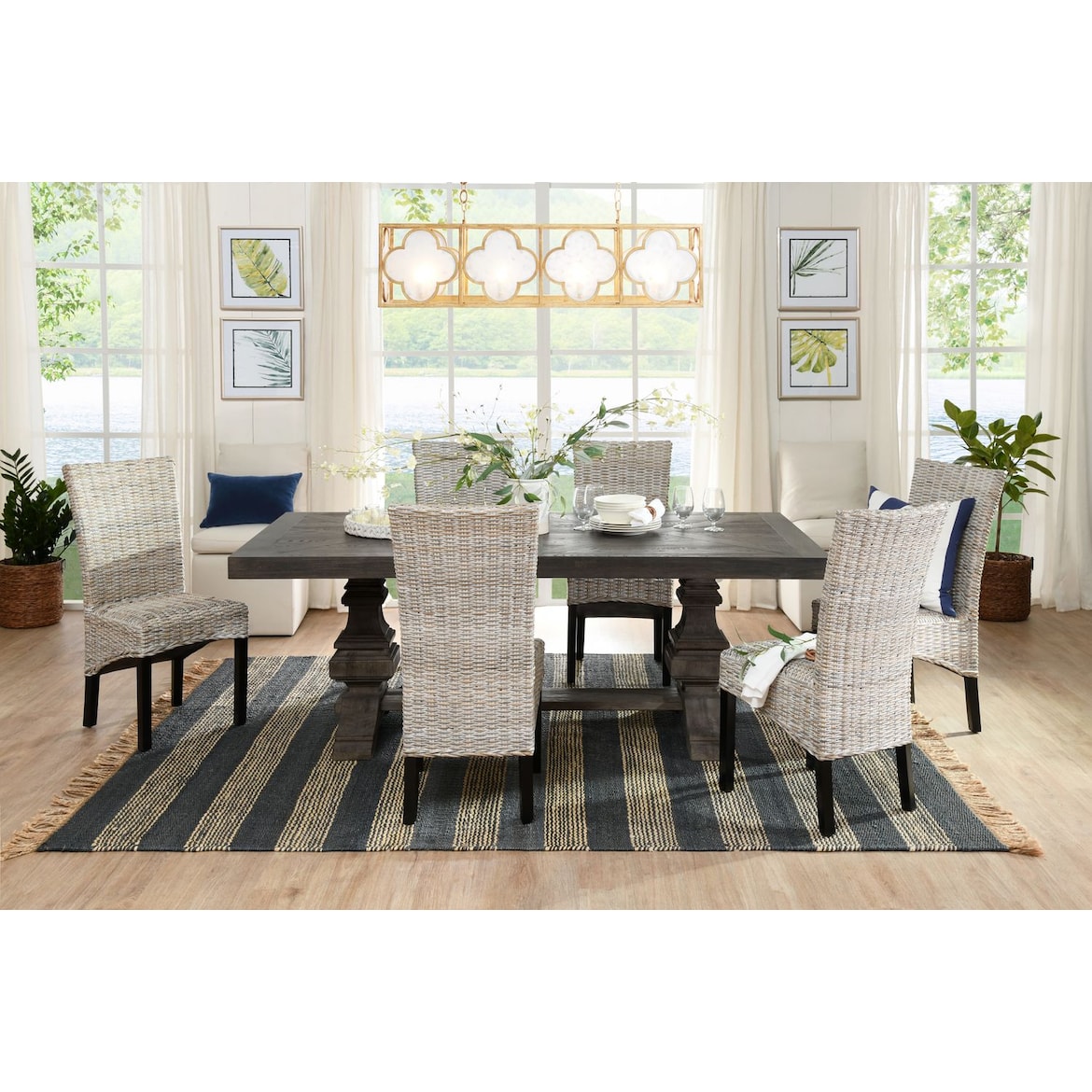 American Signature Dining Room Set