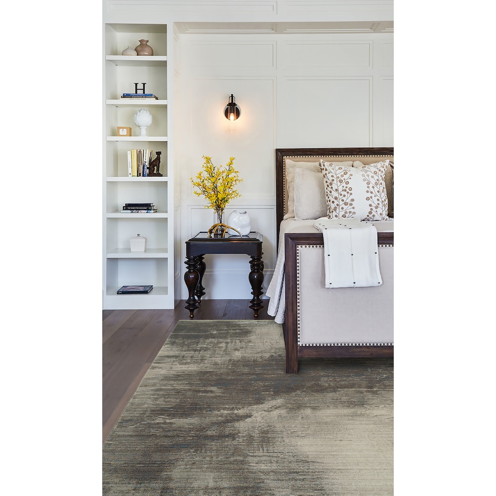 akela silver rug   