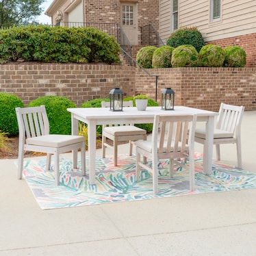 Annotto Bay Outdoor Dining Table and 4 chairs