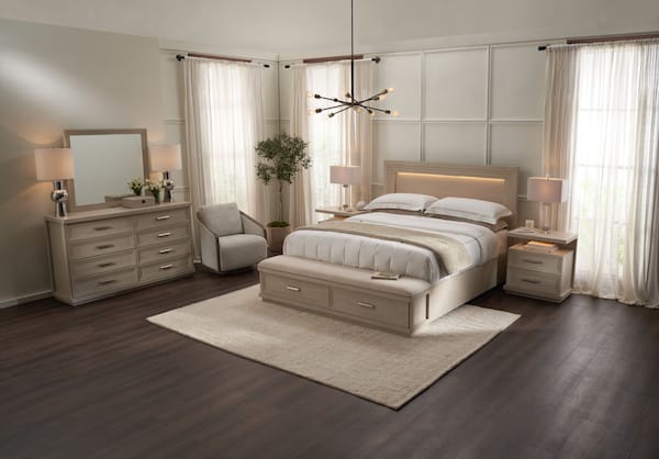 Arielle 6 Piece Bedroom Set With Storage Bed Charging Nightstand Dresser And Mirror American