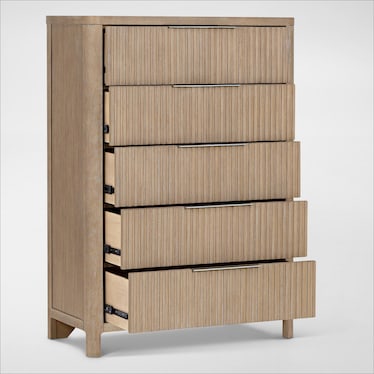 Arlo Chest