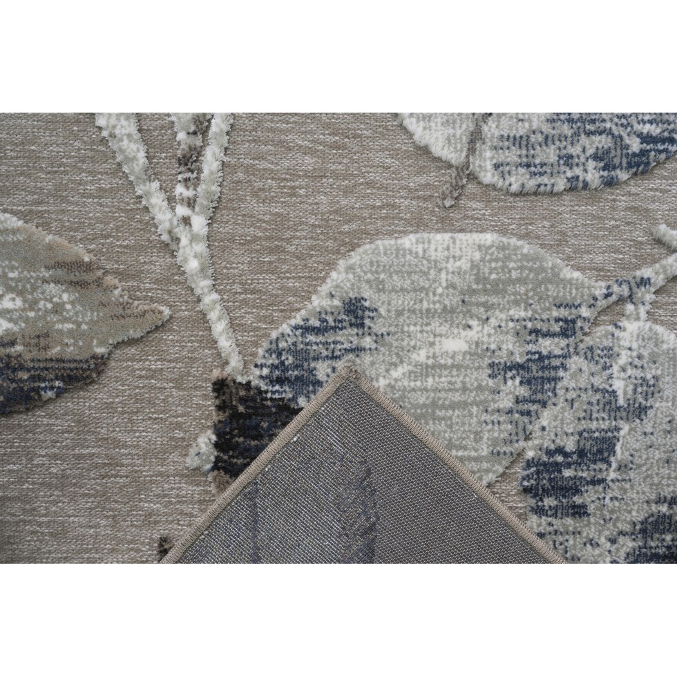 beige rug   