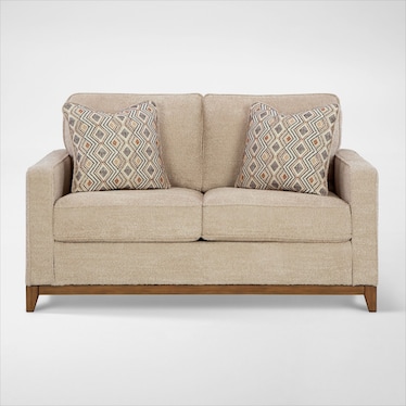 Broyhill Belle Pointe Loveseat