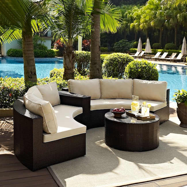 Outdoor Furniture - Huntington 3-Piece Outdoor Sectional and Coffee Table Set