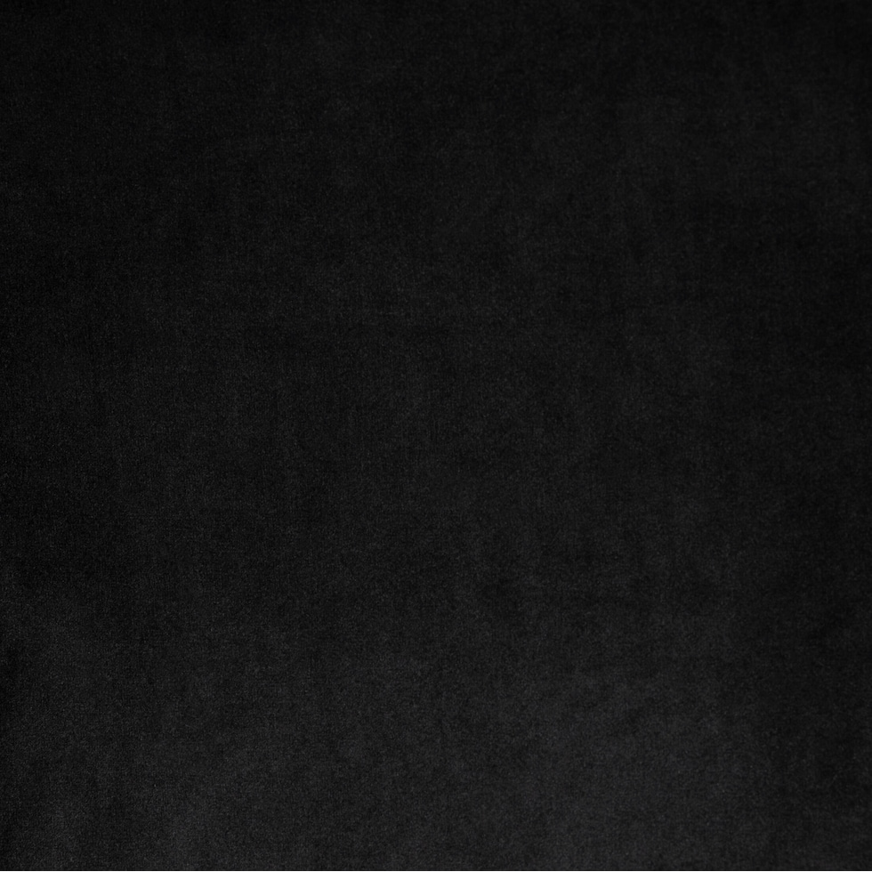 black swatch  