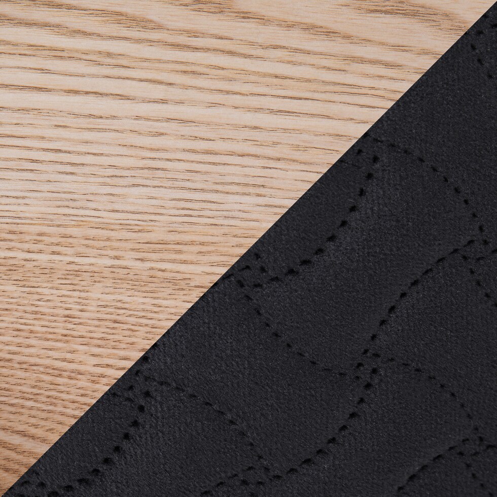 black swatch  