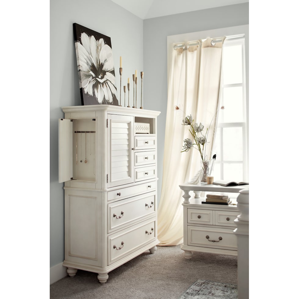 charleston white chest   