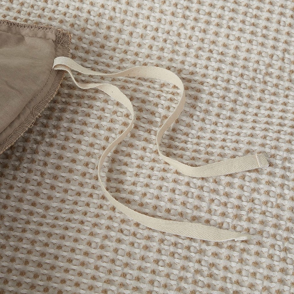 colson light brown full queen bedding set   