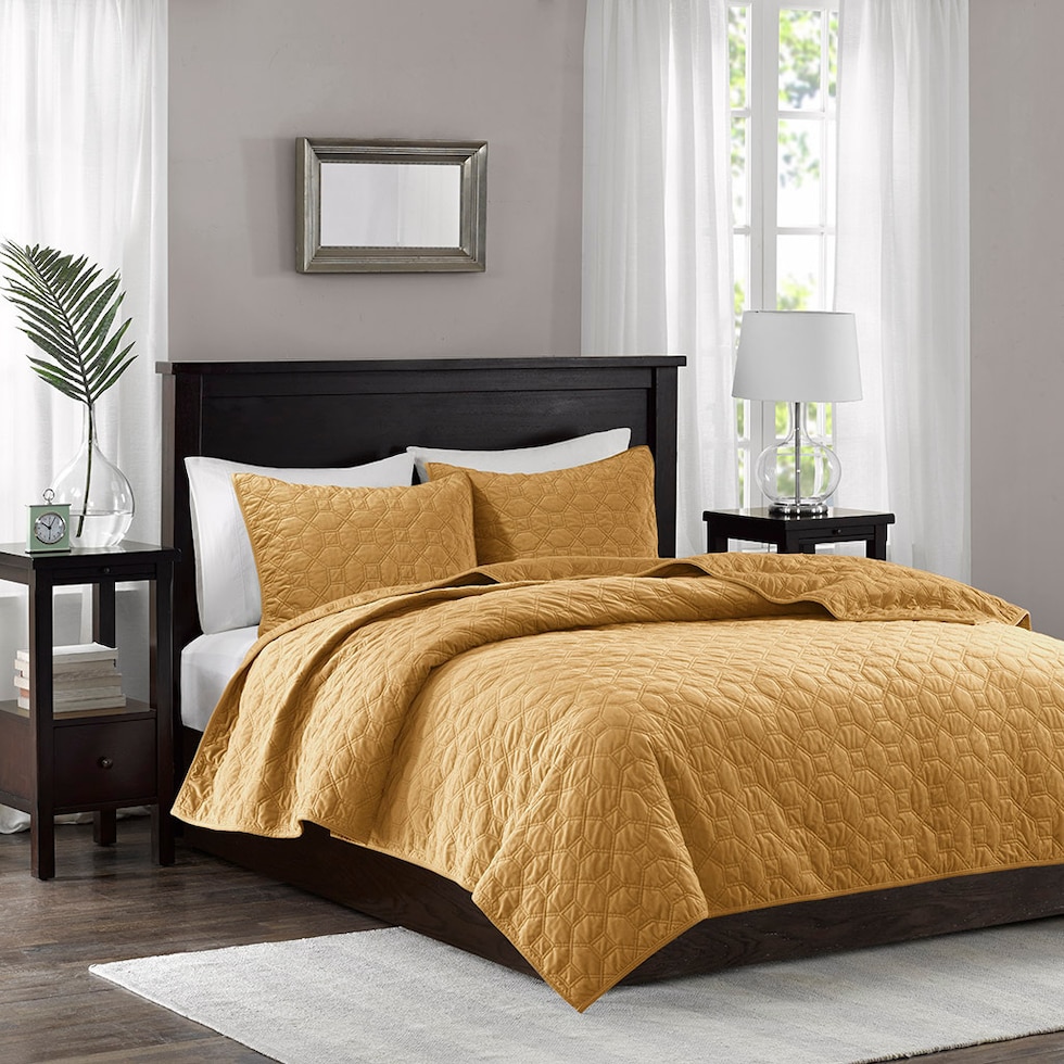 coraline yellow full queen bedding set   