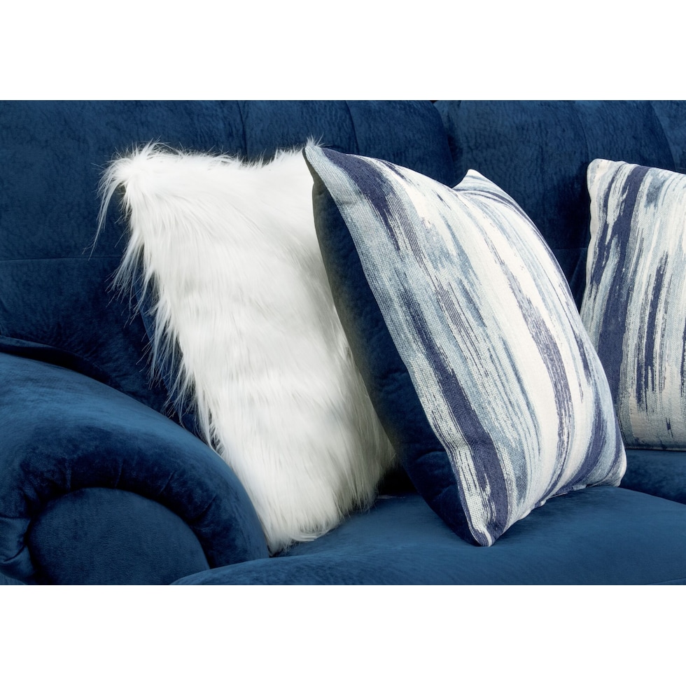 cordelle blue  pc living room   