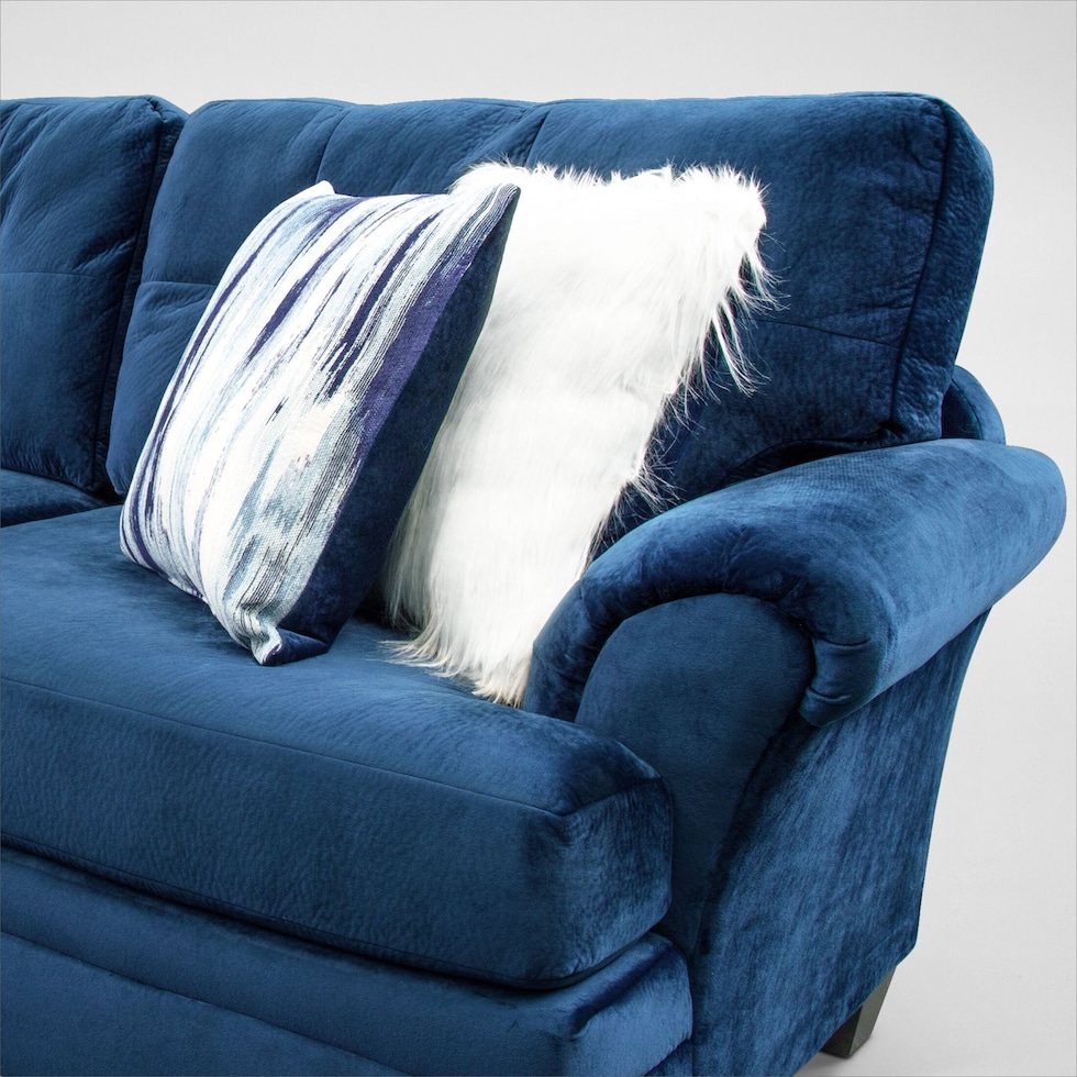 cordelle blue  pc living room web   