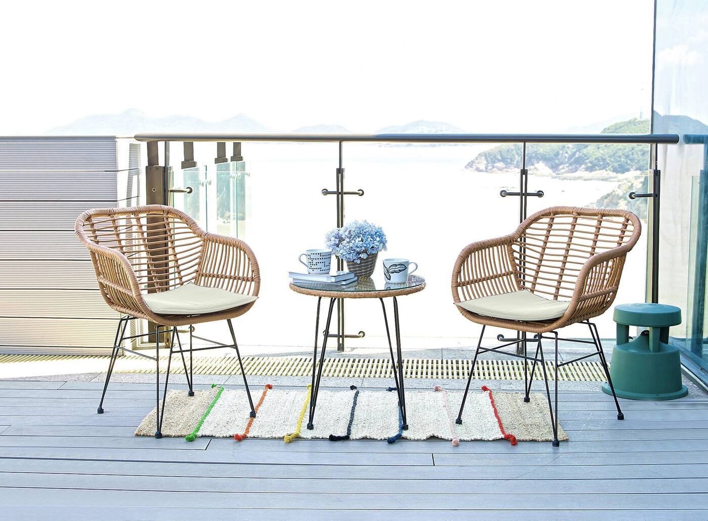 cumberland tan cream outdoor chair set   
