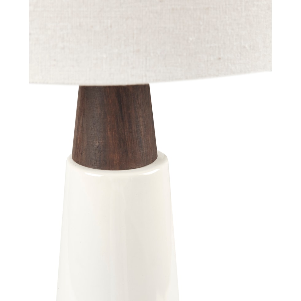 daize white table lamp   