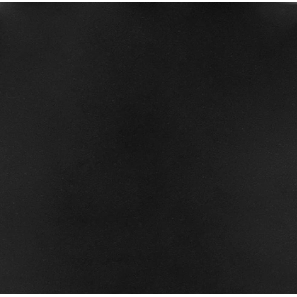 dark brown swatch  