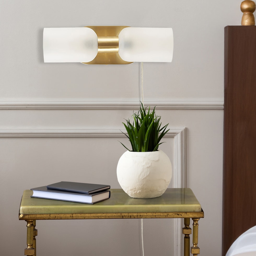 dulce gold wall sconce   