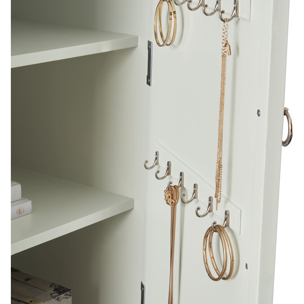 elle gray wardrobe   