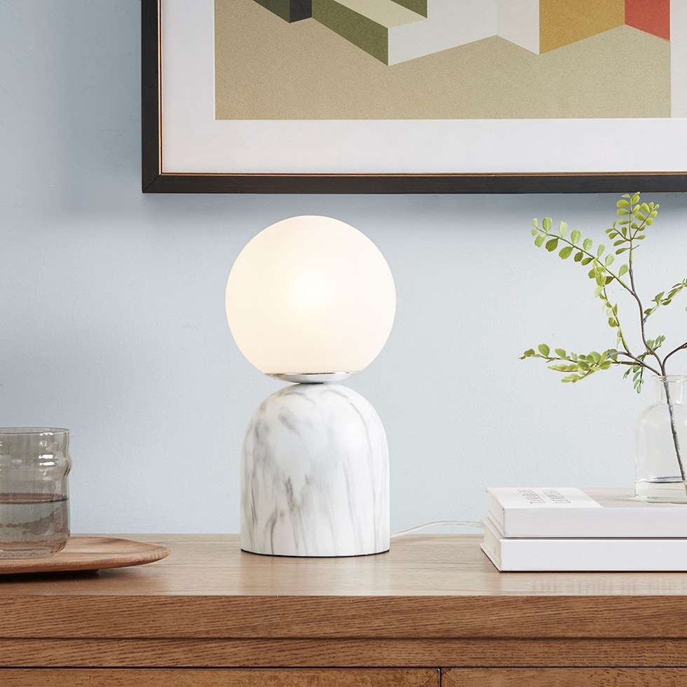 gabbro white table lamp   