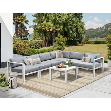 Halifax Outdoor 6-Piece Sectional and Coffee Table