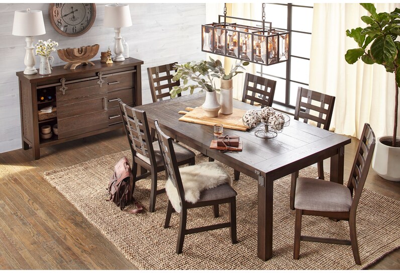 The Hampton Dining Collection