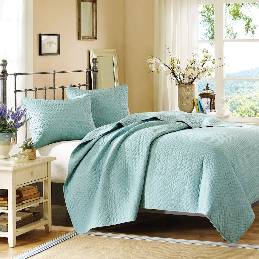 hampton hill blue king bedding set   