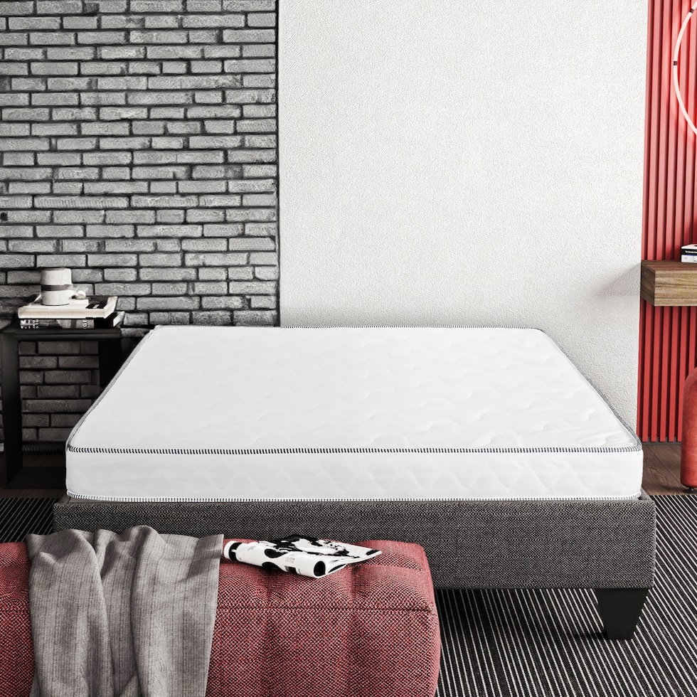 herrren white full mattress   