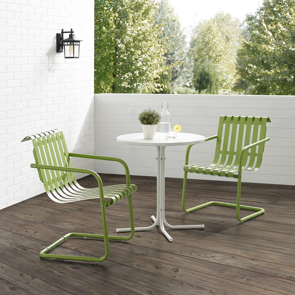 janie green outdoor dinette   