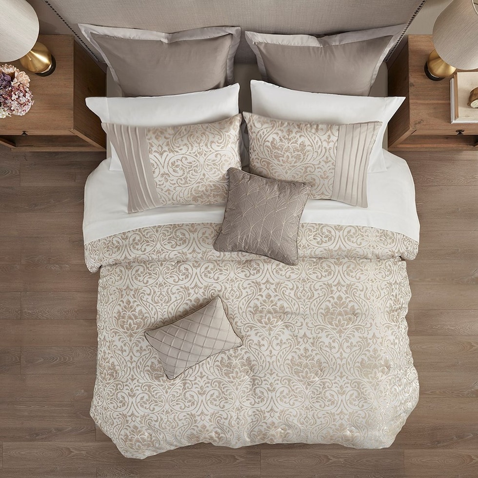 jayla light brown queen bedding set   