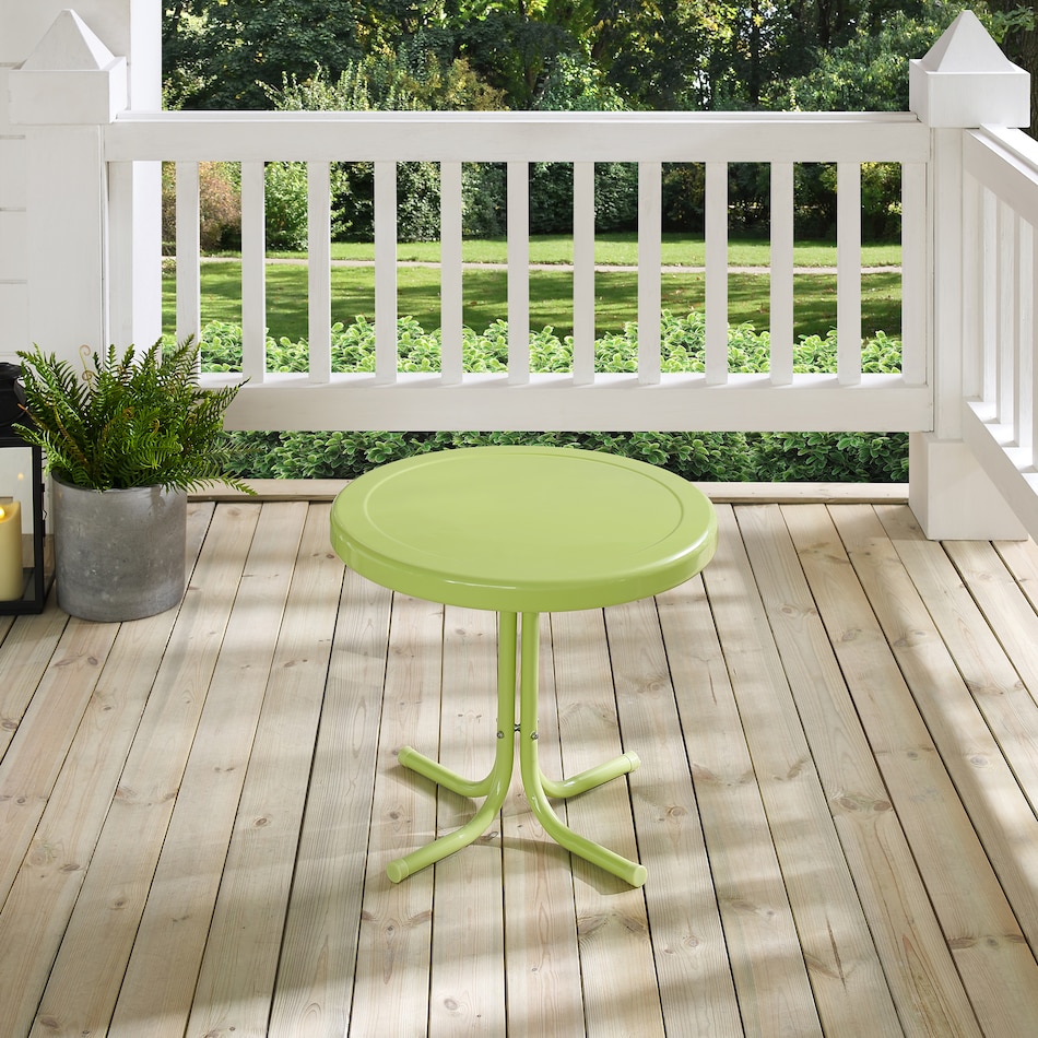 kona green outdoor end table   