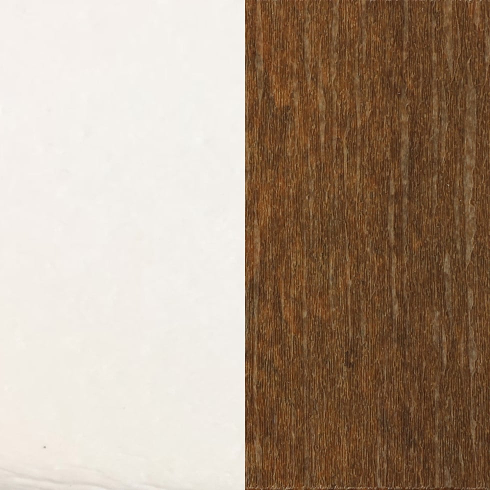 light brown swatch  