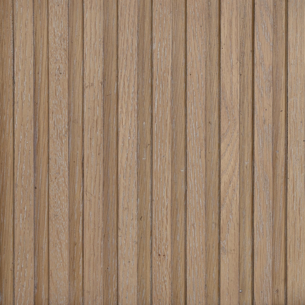 light brown swatch  