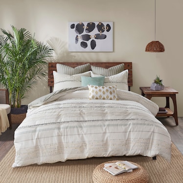 Lilith Comforter Set