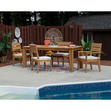 Long Beach Outdoor Dining Table and 4 Dining Chairs