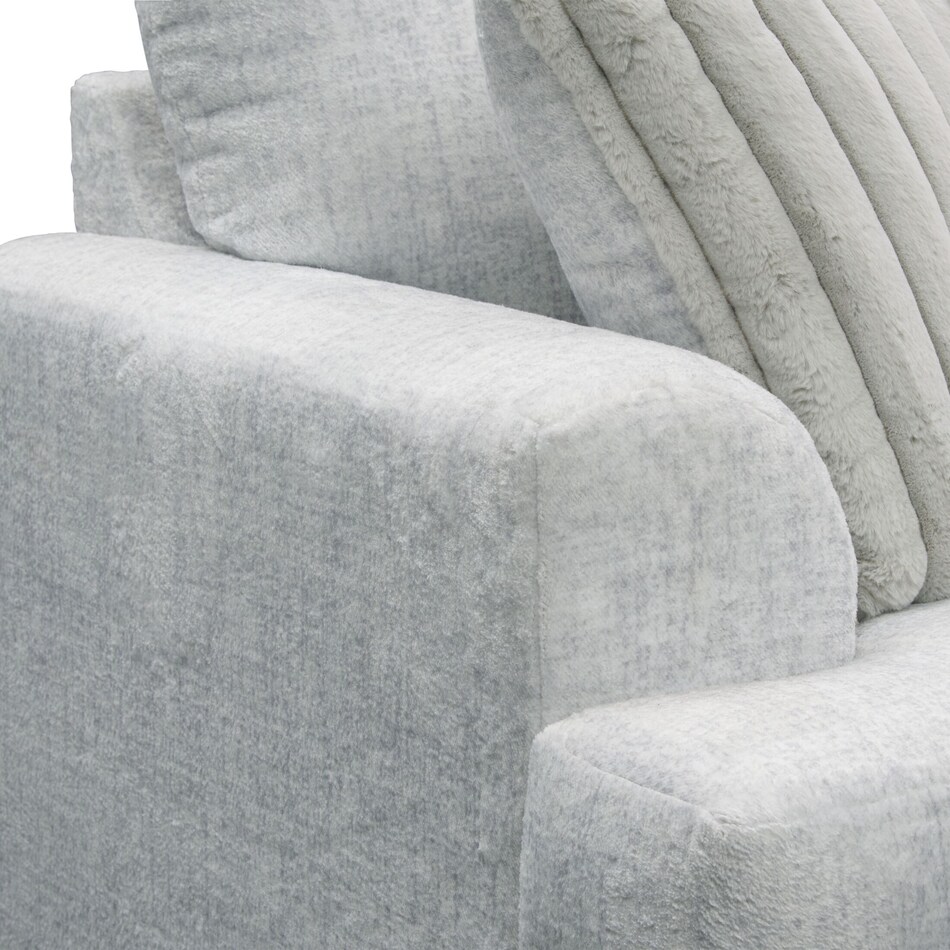 marlie gray  pc living room   