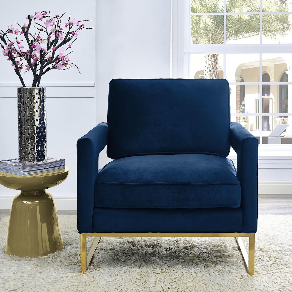 mellissa blue accent chair   