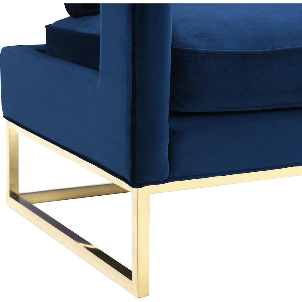 mellissa blue accent chair   