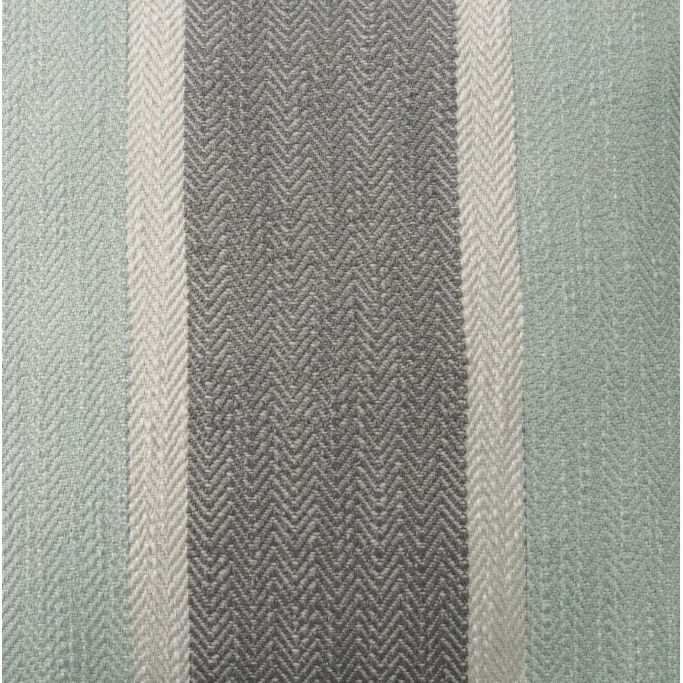 monica gray  pc living room   