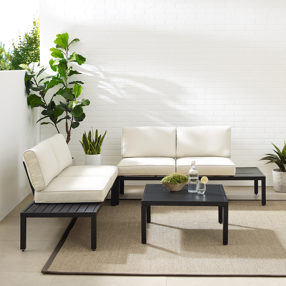 pembroke creme outdoor sectional set   