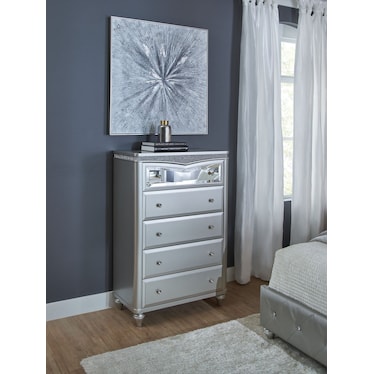 Posh Chest