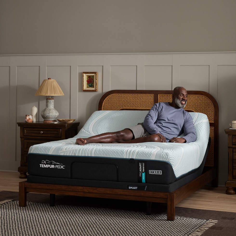 pro adapt  white queen mattress   