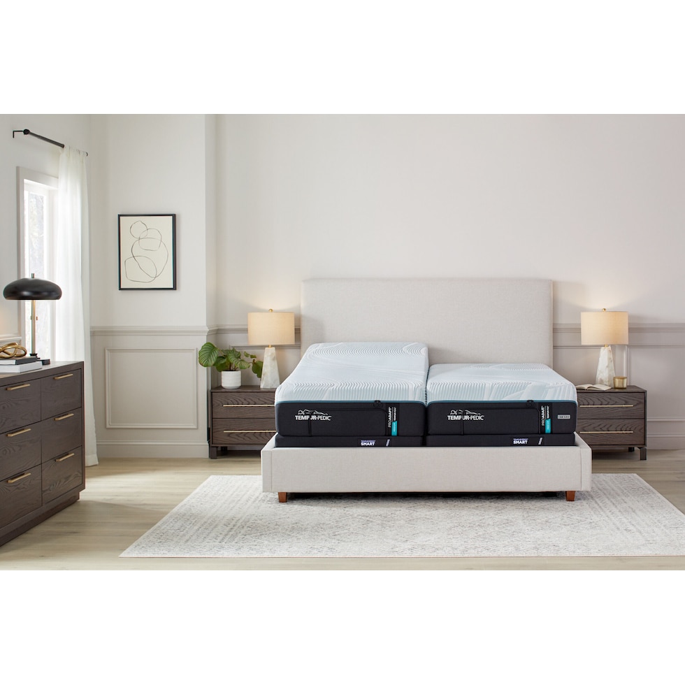 pro adapt  white split king mattress   