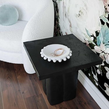 Ravine Indoor/Outdoor Side Table
