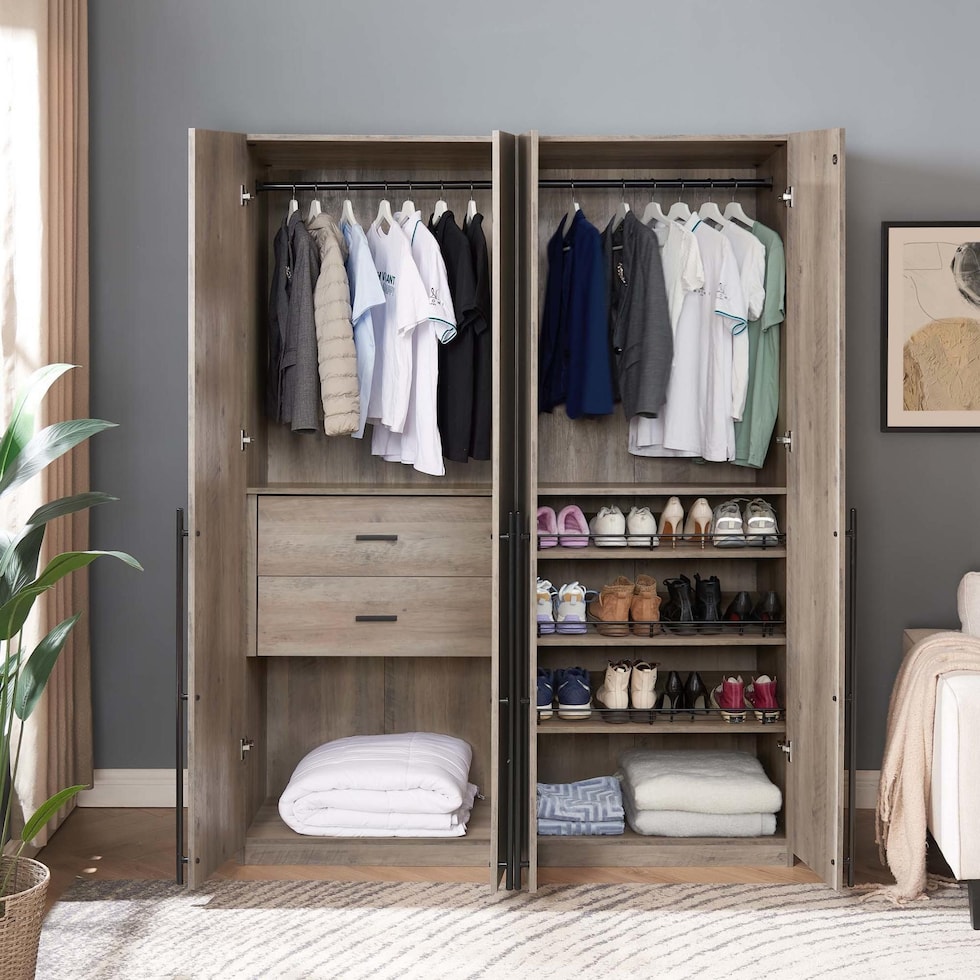 rian gray wardrobe   