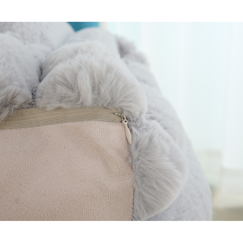 selena gray pouf   