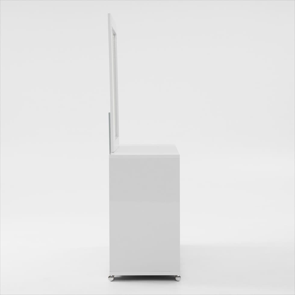 selena white  pc king bedroom   