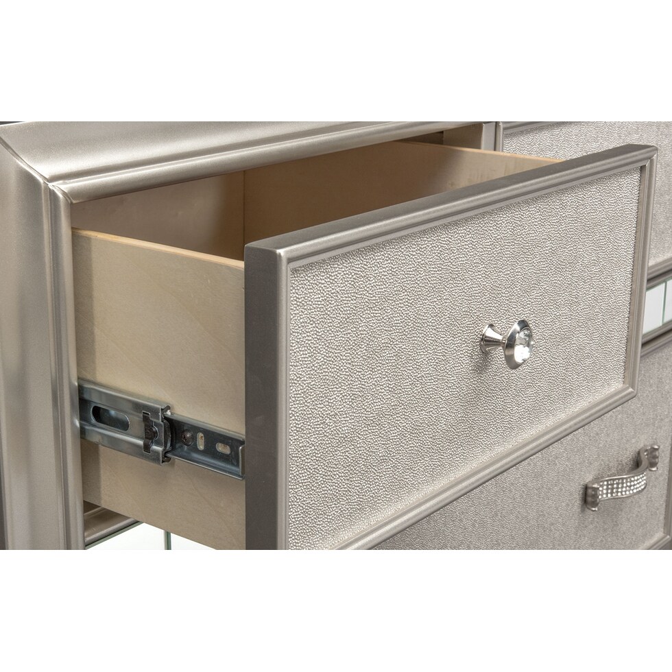 serena youth platinum silver chest   