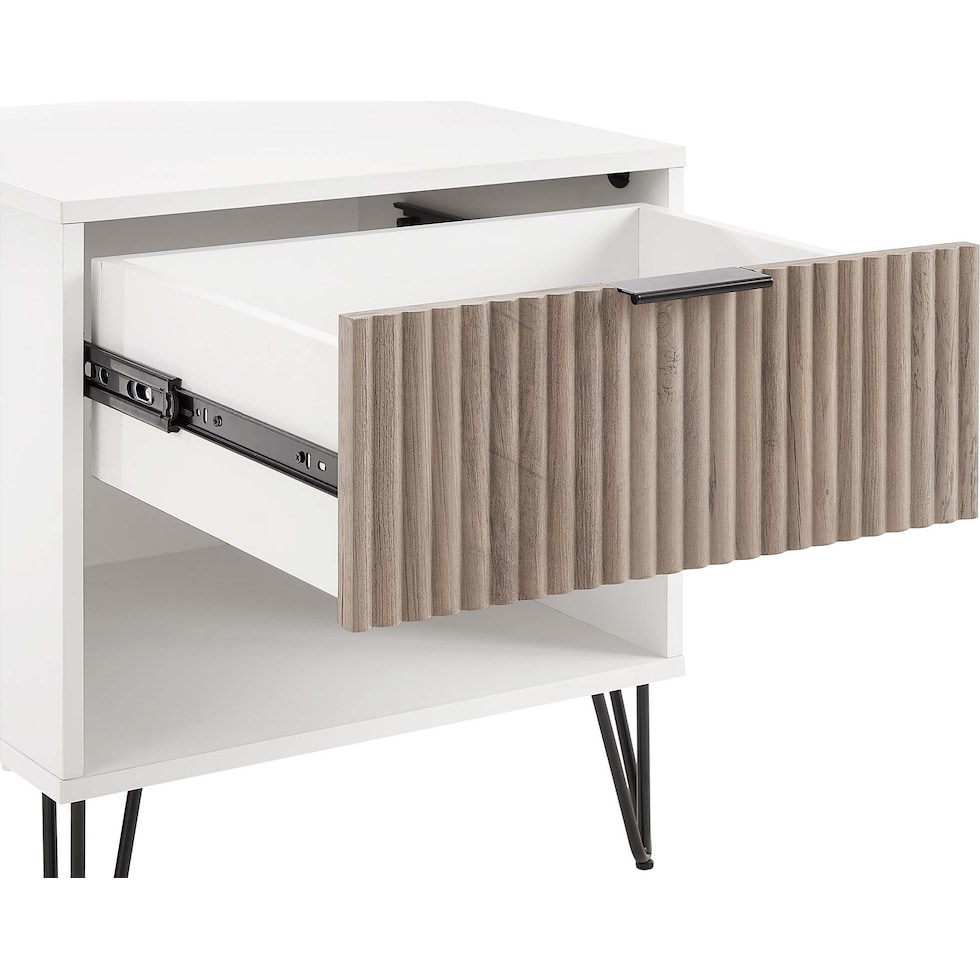 sheridan white gray  pc bedroom   
