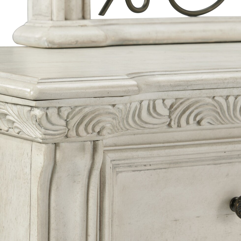 tuscany white  pc queen bedroom   