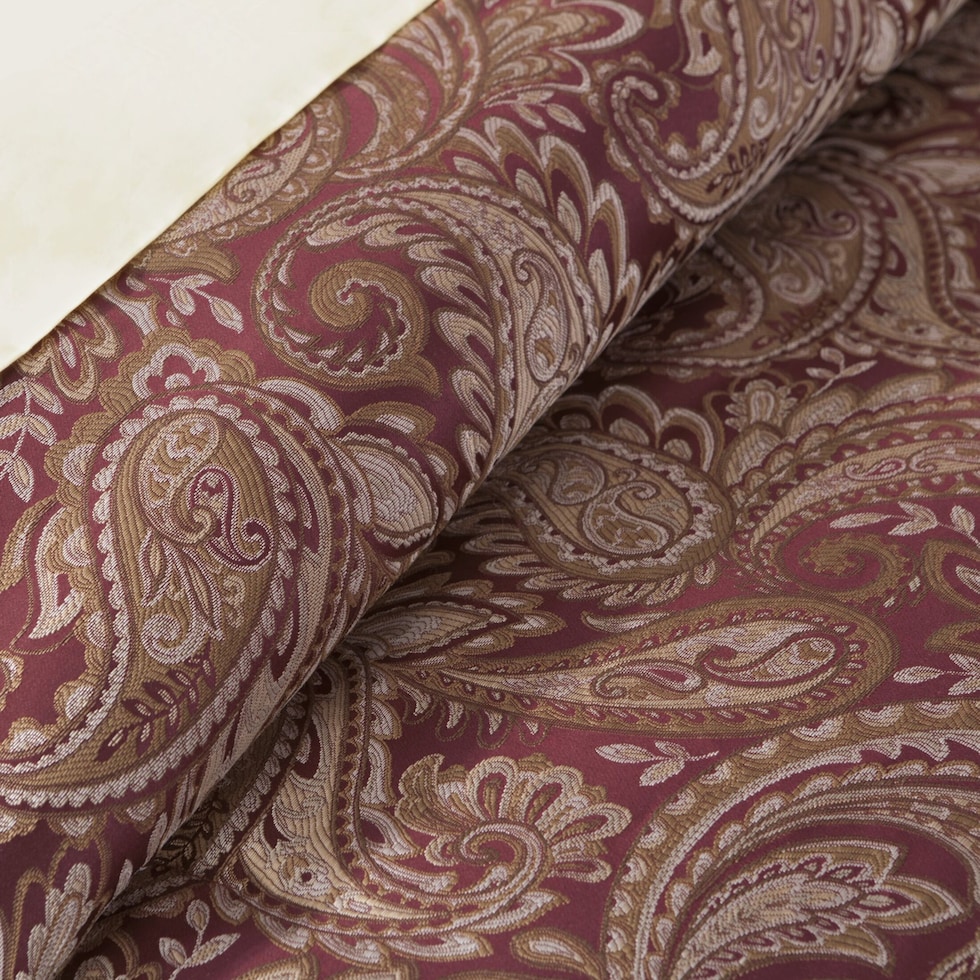 violet red queen bedding set   