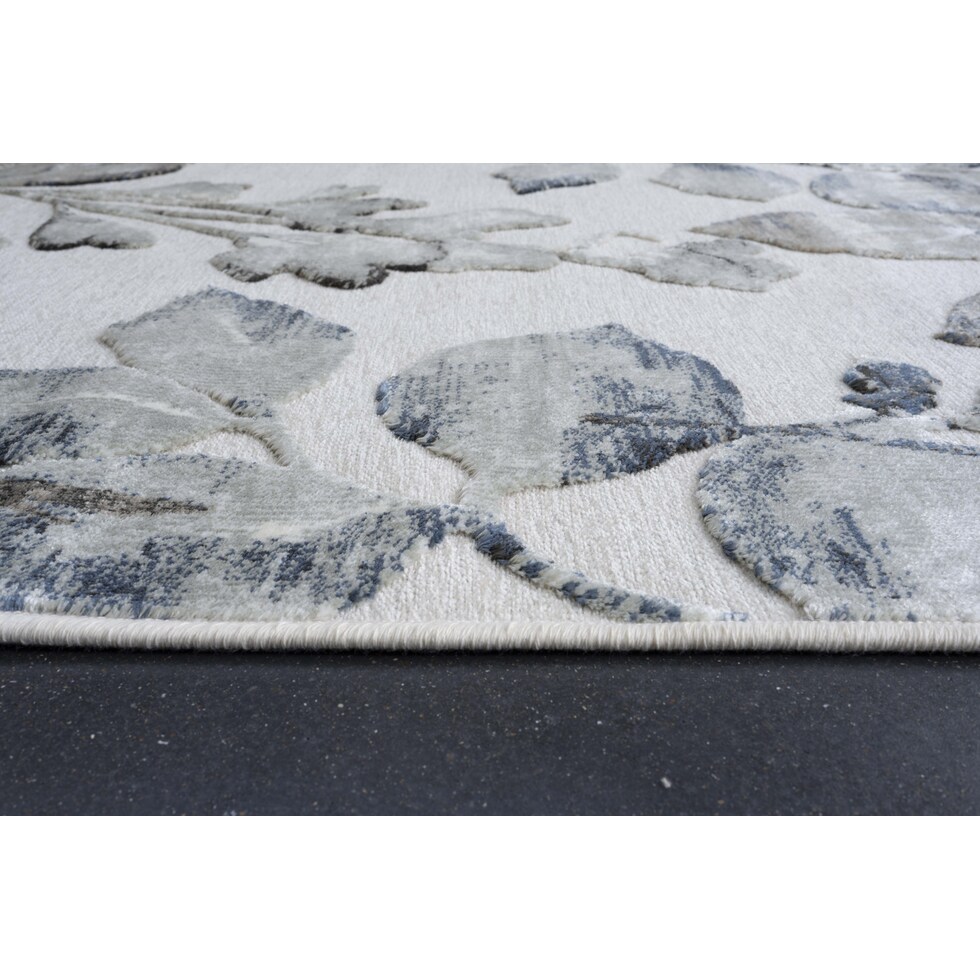 white rug   