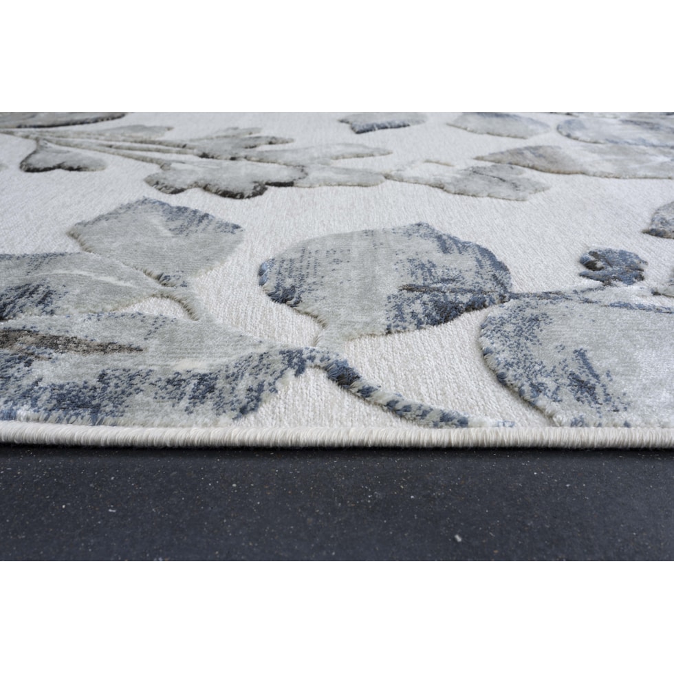 white rug   